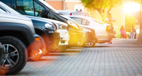 Foto von Parkplatz auf dem Mehreinnahmen generiert werden können